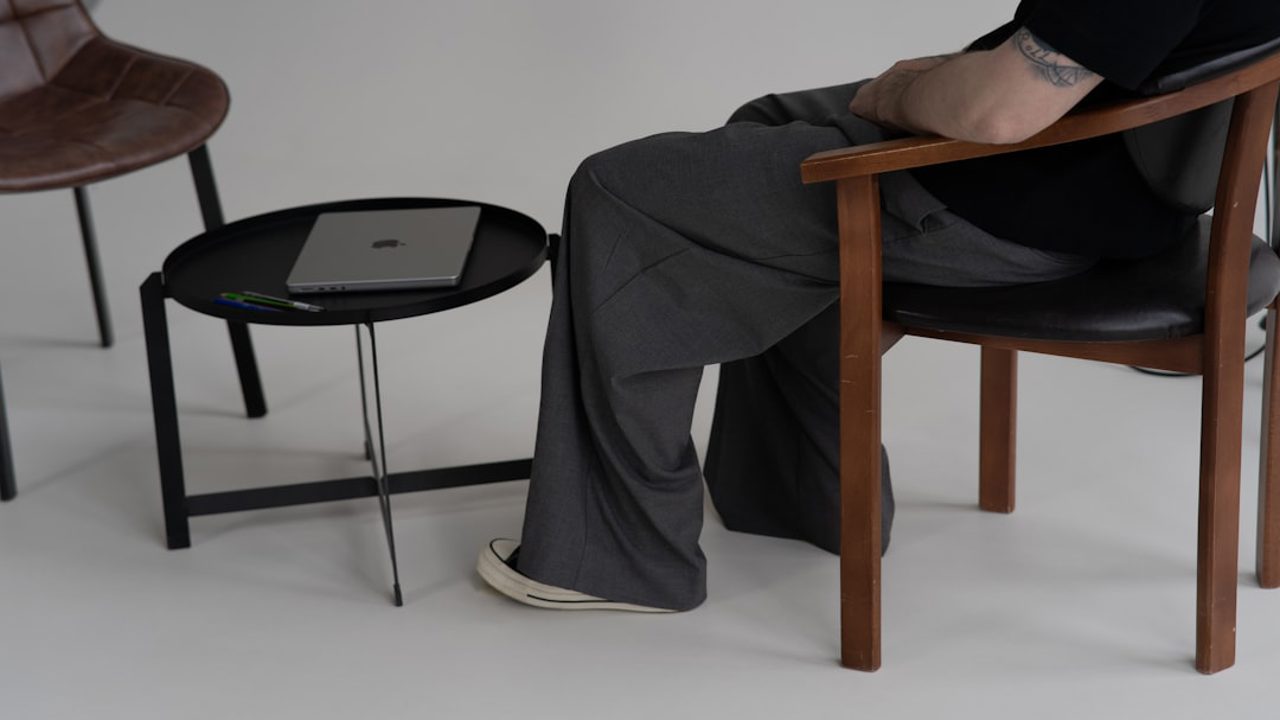 What Is Tech Neck? How To Improve Neck Posture While Using Phones And Tablets