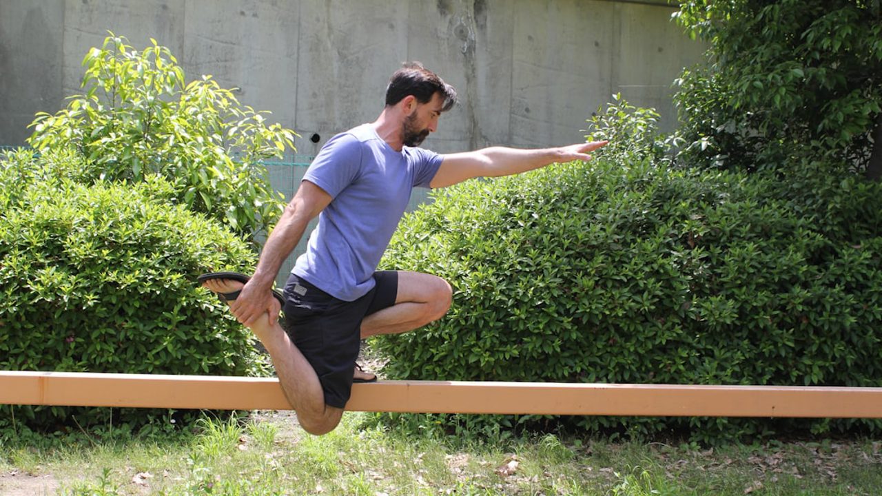 Knee Pain When Climbing Stairs: What It Is, Causes, and How to Reduce It