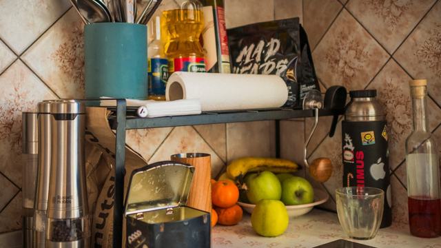 Set Up a Healthy Kitchen at Home: Shopping List, Meal Prep Routine, and Organization Strategies