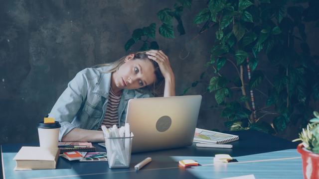 What Is Decision Fatigue? Ways to Reduce It With a Minimal Choice Approach