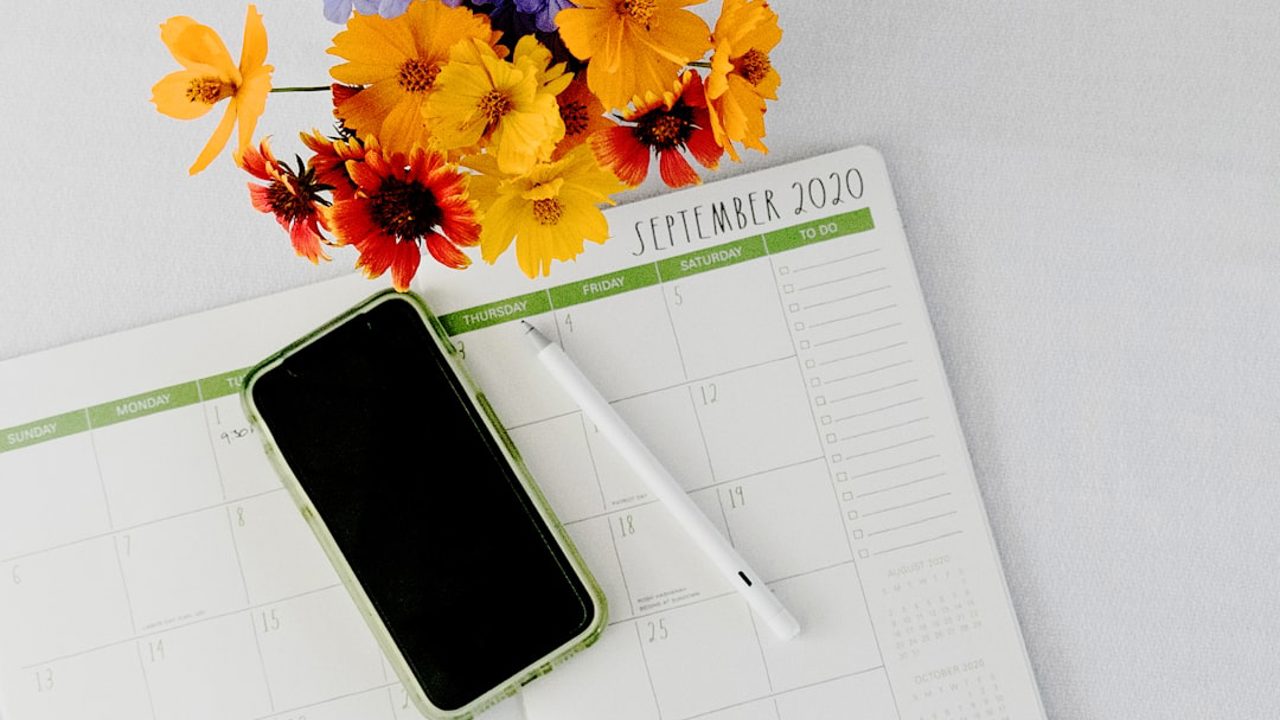 What Is a Daily Micro-Budget Routine and How to Control Spending